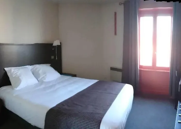 Le Chateau 3* Tournon-sur-Rhone