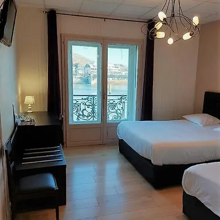 Le Chateau Отель типа 