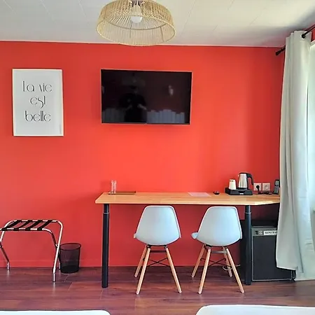 Le Chateau Bed & Breakfast 3*